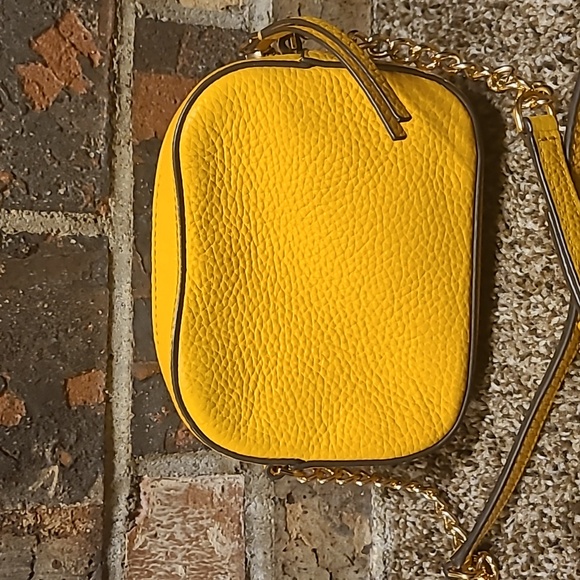 Authentic Tori Burch Mustard Yellow Small Crossbody Purse - Picture 2 of 4